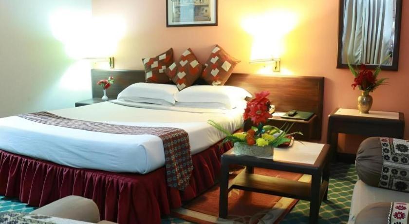 Hotel Mountain Katmandu Kültér fotó
