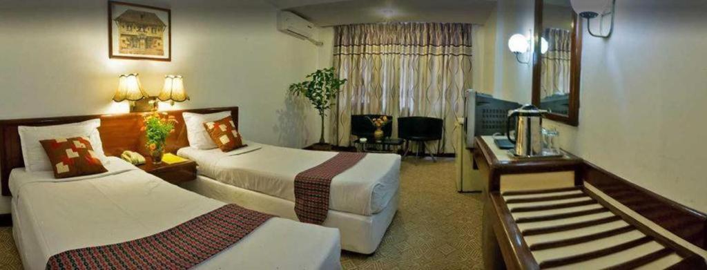 Hotel Mountain Katmandu Kültér fotó