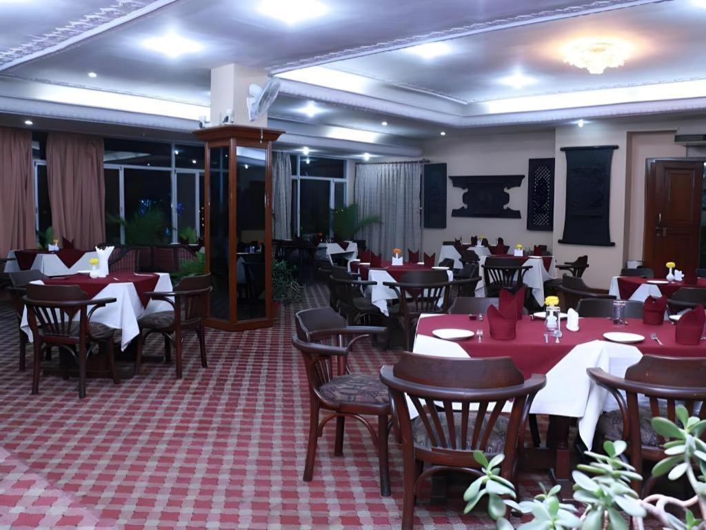 Hotel Mountain Katmandu Kültér fotó